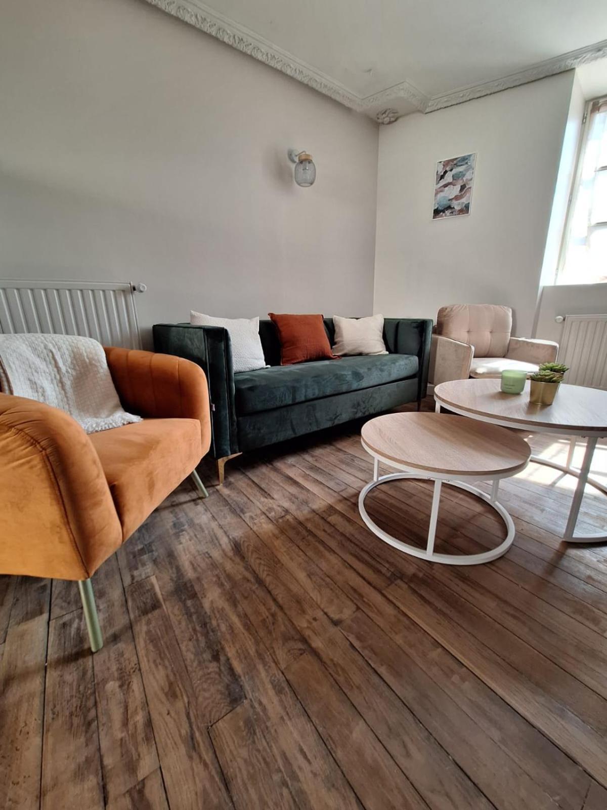 Charmante Maison A 2Min De La Porte St Jacques A Parthenay Ngoại thất bức ảnh